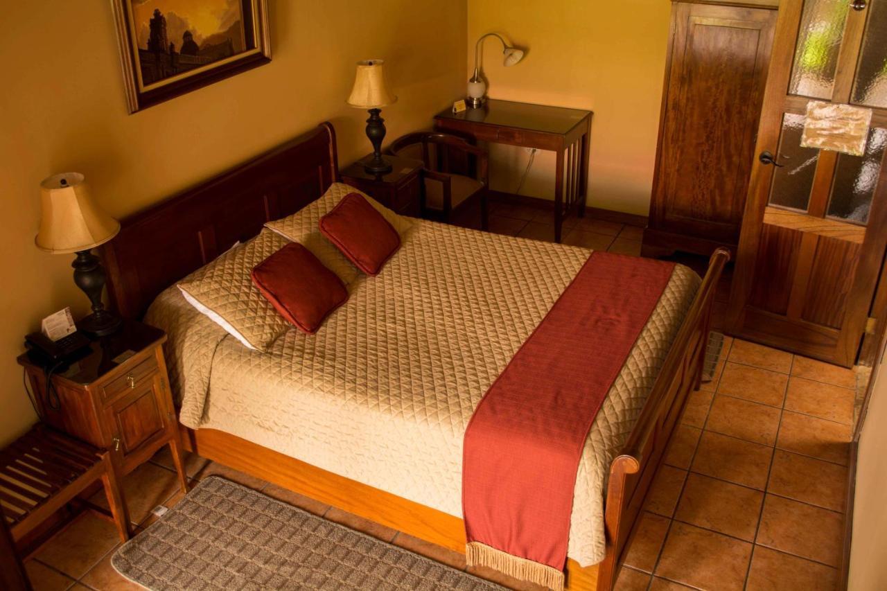 Hotel Aurora Antigua Esterno foto