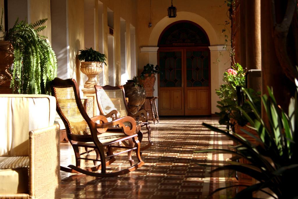 Hotel Aurora Antigua Esterno foto