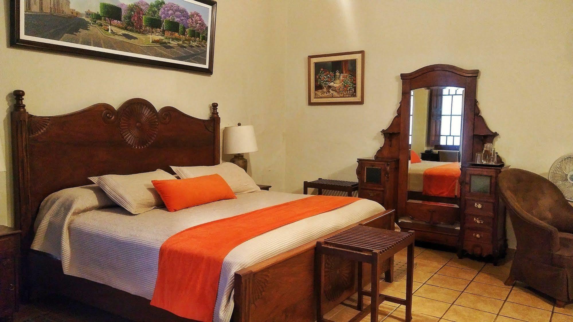Hotel Aurora Antigua Esterno foto